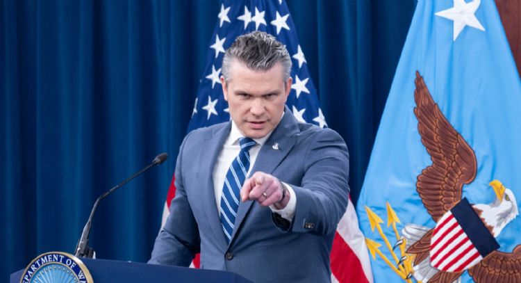 Secretario de Guerra de EU dice que Irán no controla nada y tiene oportunidad de un acuerdo