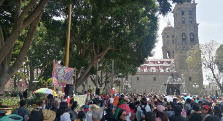 “No es progreso, es ecocidio": ciudadanos protestan contra cablebús en Puebla