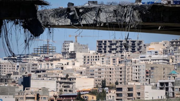 Dos aviones estadunidenses fueron derribados en Irán; un miembro de la tripulación está desaparecido
