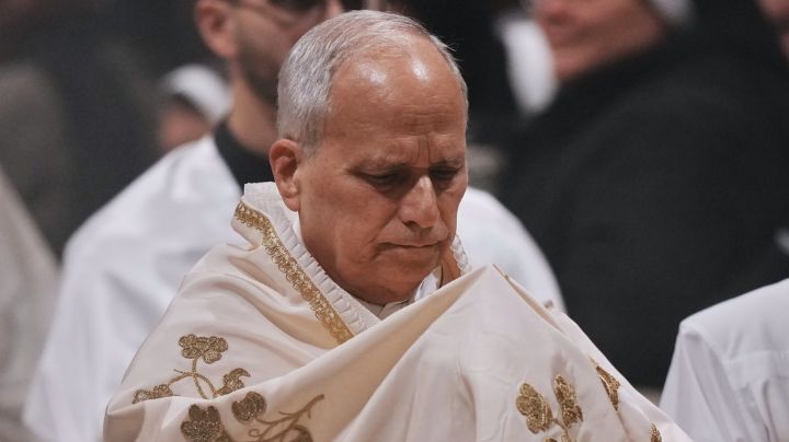 Zelenski invita al Papa a visita apostólica en Ucrania y condena bombardeos de Rusia en Semana Santa