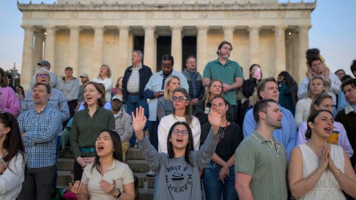Agencias del gobierno de Trump publican mensajes de Pascua sobre la resurrección de Cristo