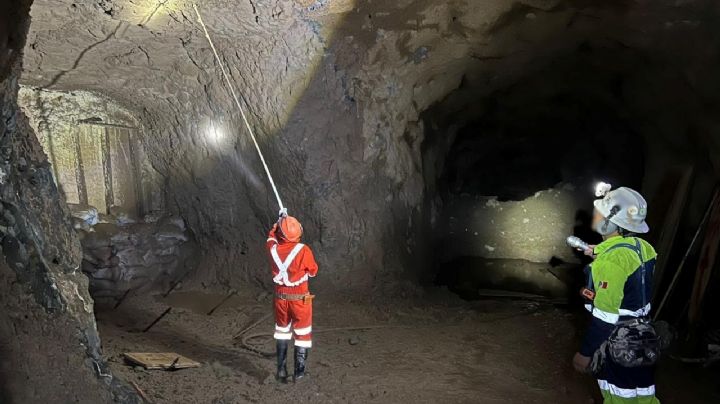 Localizan con vida a un segundo minero en Rosario, Sinaloa