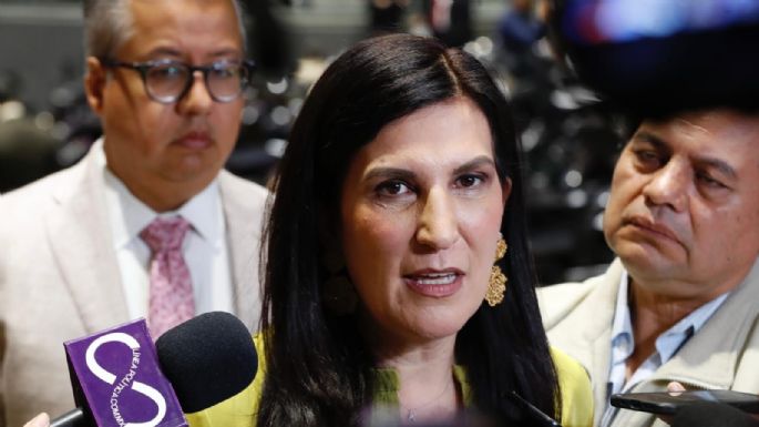 Kenia López rechaza aval para que la UIF bloquee cuentas sin orden judicial