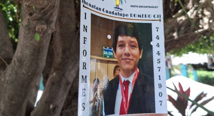 Colectivo realiza en Iguala la búsqueda de Jhonatan Guadalupe, desaparecido en 2018
