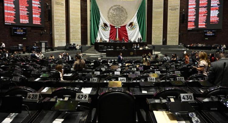 Cámara de Diputados avala que la SICT pueda construir hospitales y clínicas