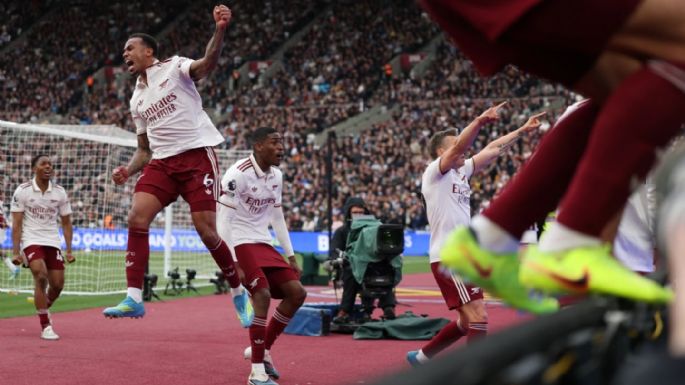 Con gol de último minuto el Arsenal mantiene liderato por título de la Premier League