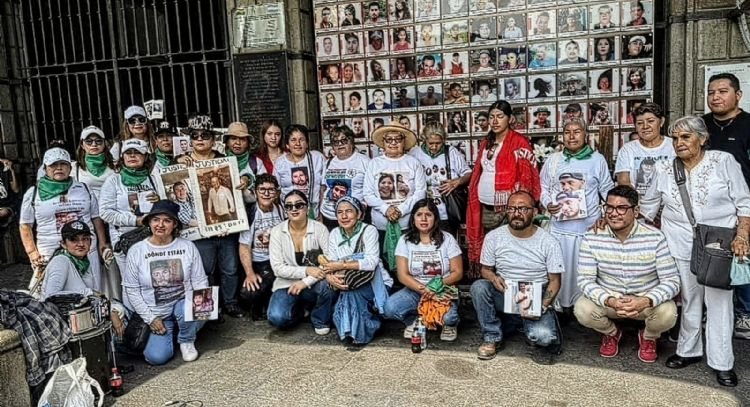 Madres amplían memorial en Cuernavaca e instituyen “Pasillo de la Verdad” en marcha del 10 de mayo