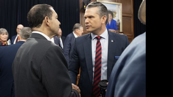 México debe combatir más a los cárteles para que no tengamos que hacerlo nosotros: Pete Hegseth