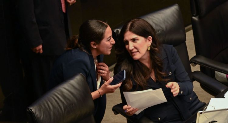 Kenia López Rabadán acusa persecución política contra Maru Campos