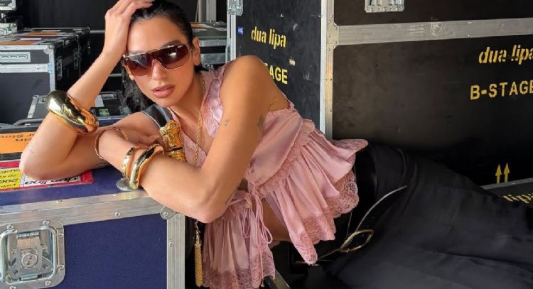 Dua Lipa lanzará filme de gira y álbum especial de presentaciones en México