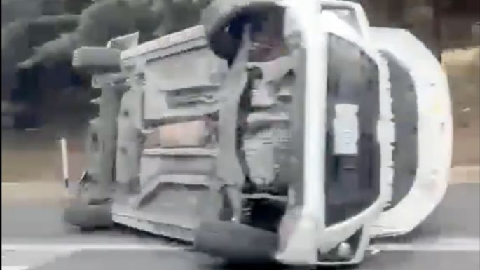 Caos vial en la Cuernavaca-México por accidentes y lluvia (Video)
