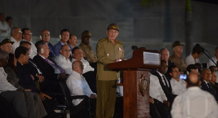 EU se prepara para pedir acusación contra expresidente cubano Raúl Castro