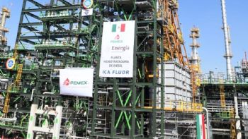 Moody's rebaja la calificación de México; el apoyo a Pemex “limita” al gobierno