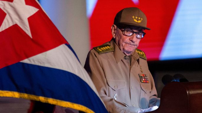 Díaz-Canel acusa a EU de mentir para "justificar" agresión a Cuba tras imputación contra Raúl Castro