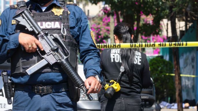 Sujeto asesina a un hombre y luego se suicida a plena luz del día en la Miguel Hidalgo