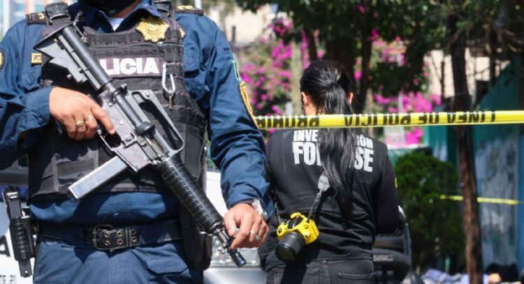 Hombre mata a otro y luego se suicida en la alcaldía Miguel Hidalgo