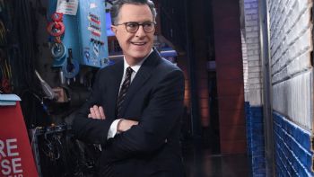 Tras 11 años Stephen Colbert tiene episodio final de Late Show; un camino de tensiones con Trump