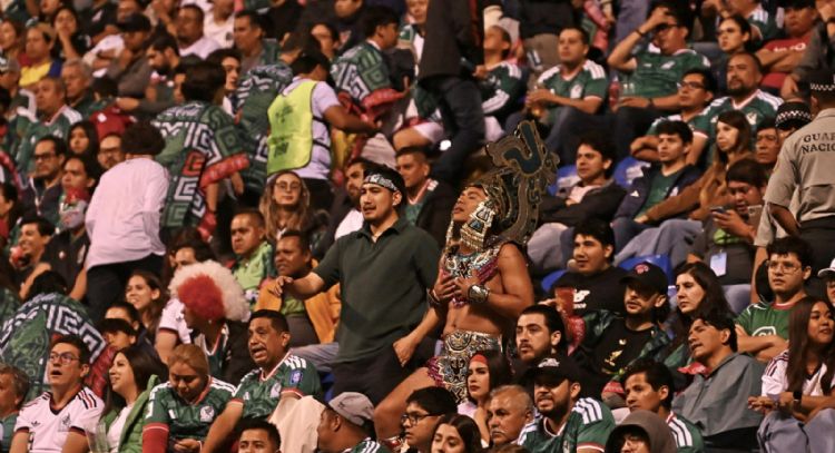FMF pierde apelaciones contra multas de la FIFA por cánticos homófobos de la afición
