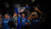 Foto ilustrativa de la nota titulada: Aficionados de Cruz Azul se reúnen en el Ángel de la Independencia para celebrar la décima (Video)