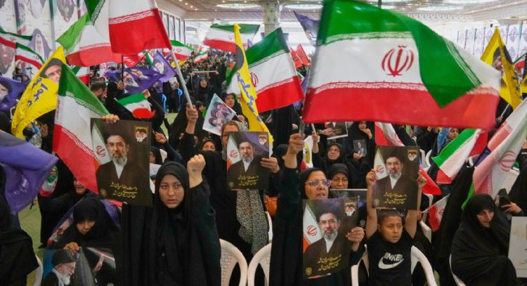 Irán califica ataques de EU como una muestra de “mala fe” y comienza a restablecer internet
