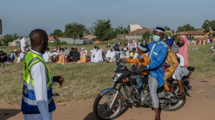 Uganda cierra la frontera con el Congo para evitar una mayor propagación del brote de ébola