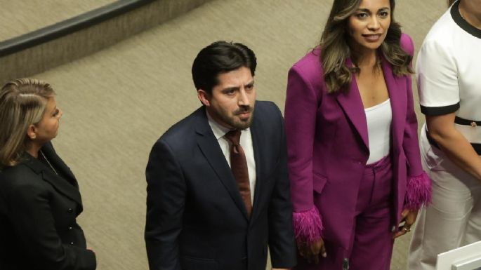 Omar López Campos asume el escaño de Enrique Inzunza en el Senado