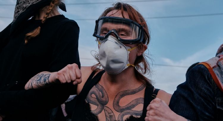 Arrestan a manifestantes tras choque con agentes del ICE en Nueva Jersey (Videos)