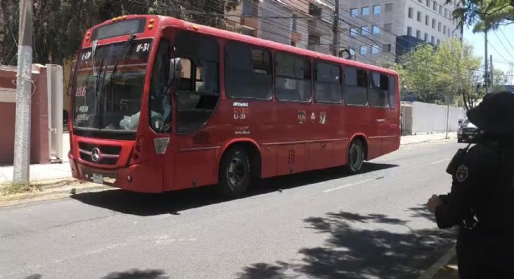 Bala dirigida a chofer de camión mata a líder juvenil de MC en Tlajomulco
