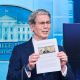 El Tesoro de EU impulsa la creación del billete de 250 dólares con la imagen de Trump