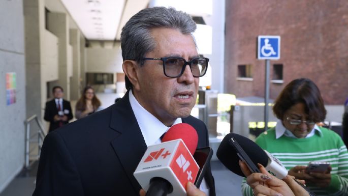 Monreal defiende a Zenyazen Escobar tras su discusión con diputado priista: "No estaba tomado"