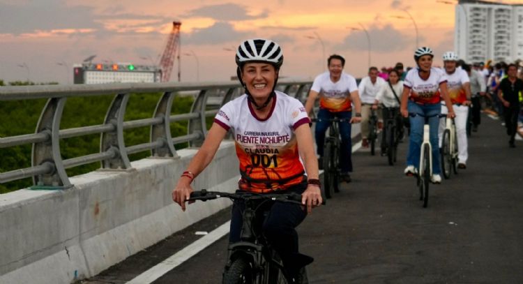 “No voy a hablar mucho”, dice Sheinbaum al inaugurar puente vehícular Nichupté en Cancún