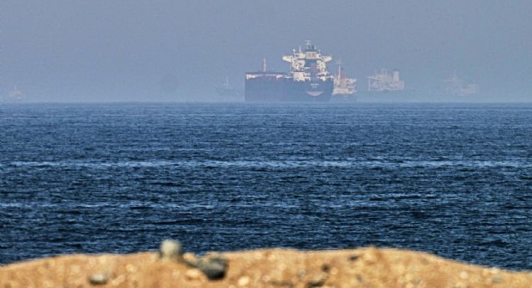Países de la OPEP+ acuerdan alza de producción mientras Irán mantiene control del estrecho de Ormuz