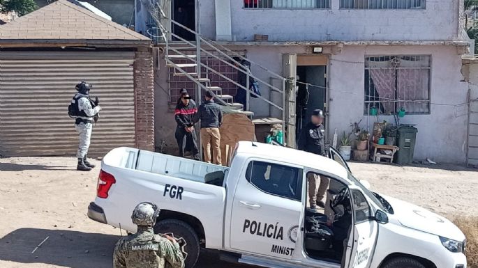 Rescatan a 26 migrantes mexicanos durante cateos de Tijuana