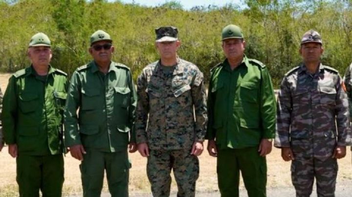 Jefes militares de EU y Cuba se reúnen en las inmediaciones de la Bahía de Guantánamo