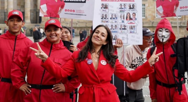 Sondra Macollins, la candidata incómoda de los comicios presidenciales en Colombia