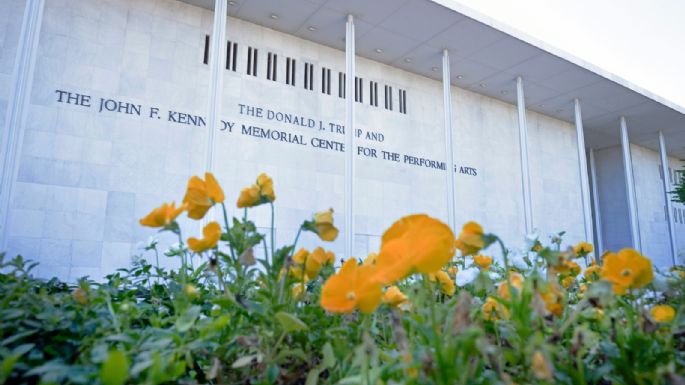 Trump arremete contra juez que le prohibió cambiarle el nombre al Centro Kennedy
