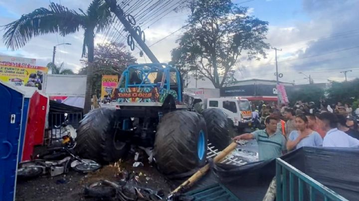 Monster Truck arrolla a público durante exhibición; hay tres muertos y más de 35 lesionados (Videos)