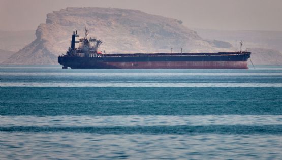 Irán anuncia el “cierre” del Estrecho de Ormuz a "todo tipo" de embarcaciones