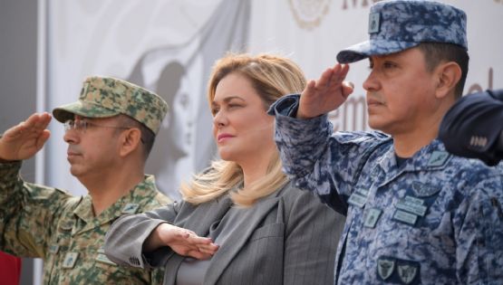 Gobernadora de Chihuahua participa en ceremonia por el CLXIV aniversario de la Batalla de Puebla