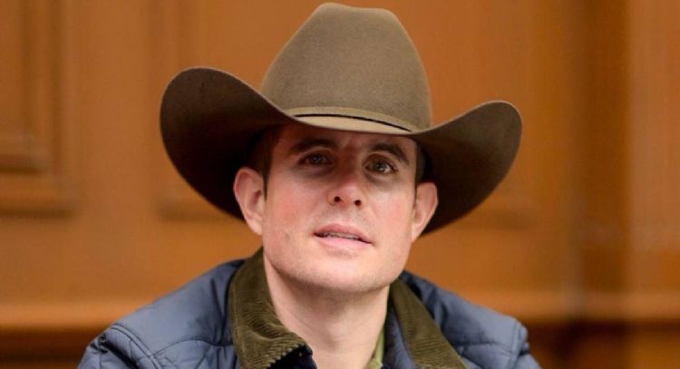 Diputado del Sombrero arremete contra la prensa por uso de bienes del Congreso local