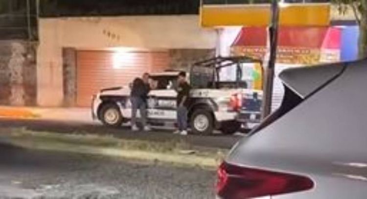 Sancionarán a policías de Apizaco, Tlaxcala, por anunciar venta de tamales en patrulla (Video)