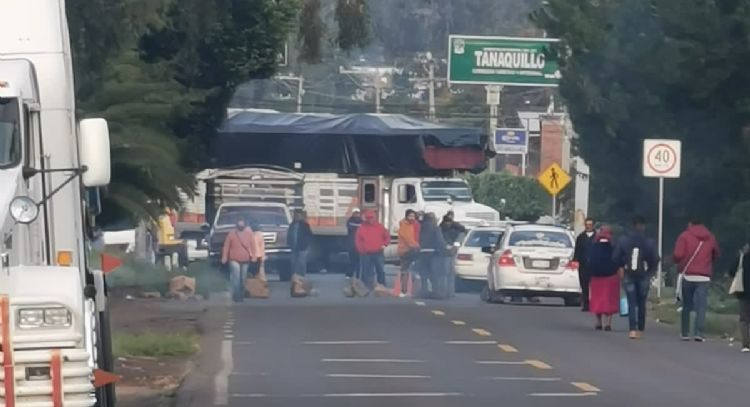 Comando ataca comunidad indígena de Acachuén, Michoacán (Video)