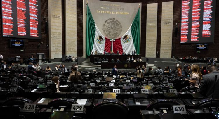 Aseguradoras y hospitales privados frenan reforma que los regulaba