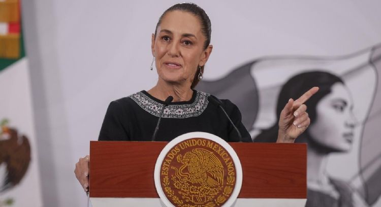 Sheinbaum exhibe “atrocidades” de Hernán Cortés y vuelve a arremeter contra Ayuso