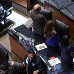 Opositores dan la espalda a la Mesa Directiva en la Comisión Permanente