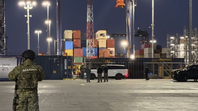 Catean Aduana Marítima de Ensenada y encuentros cuatro autos de lujo robados