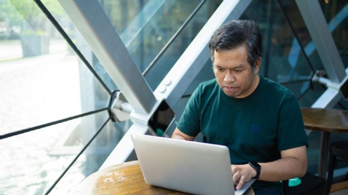 Empresas remotas contratan menos jóvenes y un estudio de la Reserva Federal explica las razones