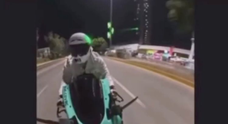 Presunto francotirador siembra terror entre automovilistas en Puebla (Video)