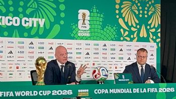 En la FIFA "no controlamos todo": Infantino respecto a la negativa de visa de EU al árbitro somalí