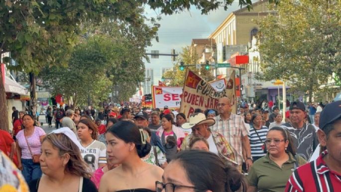 Marchan en Monterrey para conmemorar 55 años del Halconazo